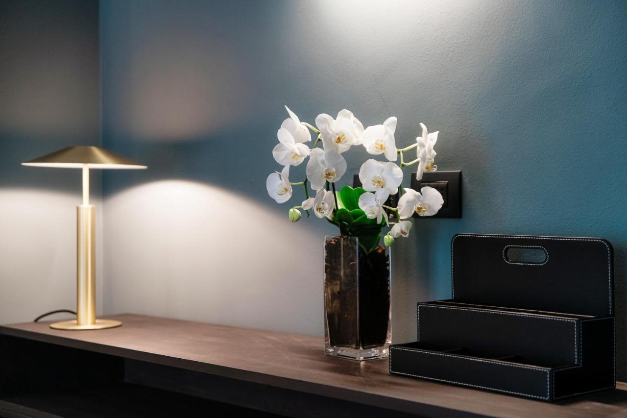 In Centro Luxury Rooms Como Luaran gambar