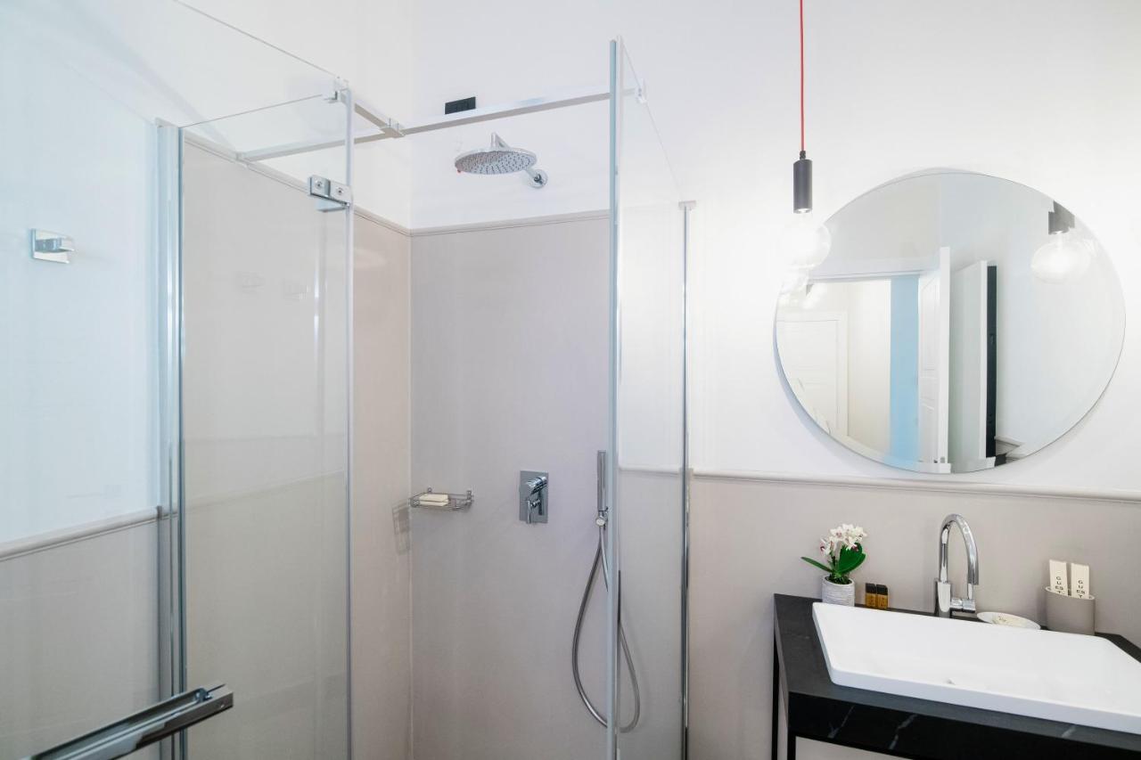 In Centro Luxury Rooms Como Luaran gambar